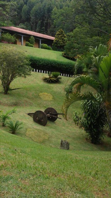 فيلا Fazenda Carpas Douradas São Roque المظهر الخارجي الصورة