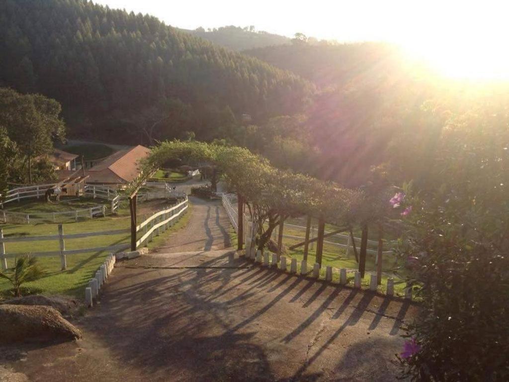 فيلا Fazenda Carpas Douradas São Roque المظهر الخارجي الصورة